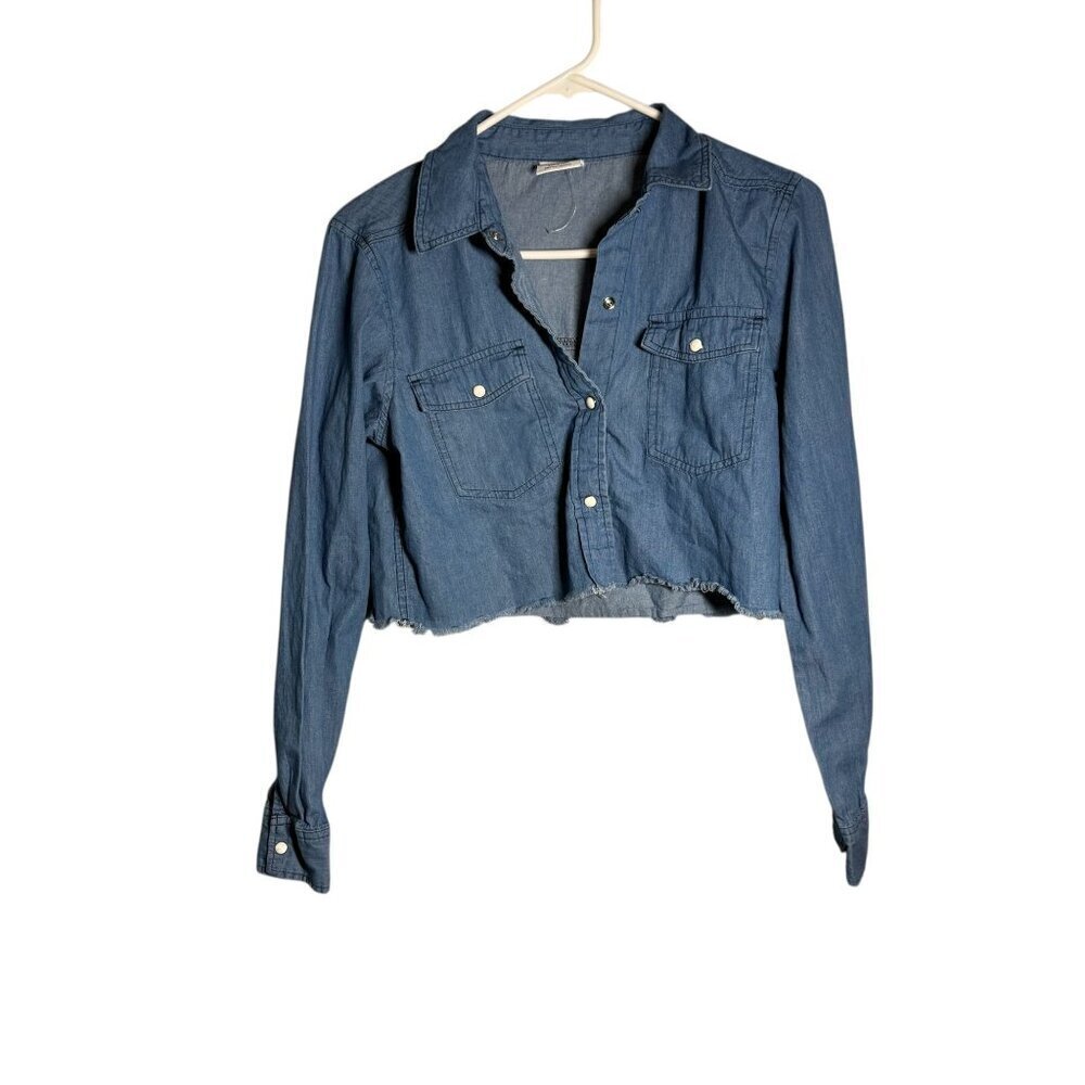 Empyre Womens Cropped Button-Up Shirt Frayed Hem & Dual Chest Pockets Small NWOT